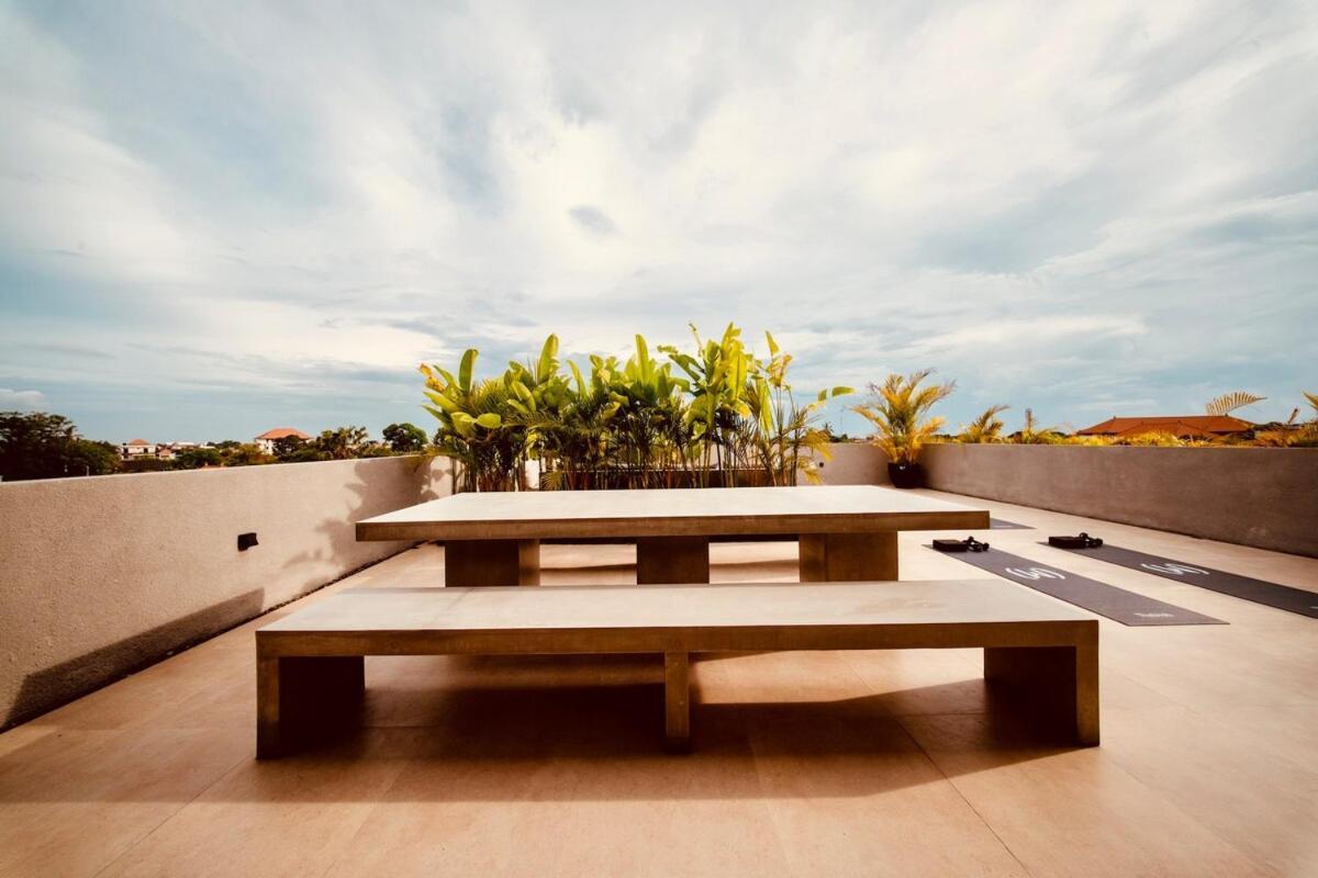 Thehub Pererenan Coworking, Pool And Rooftop Canggu  Exterior photo